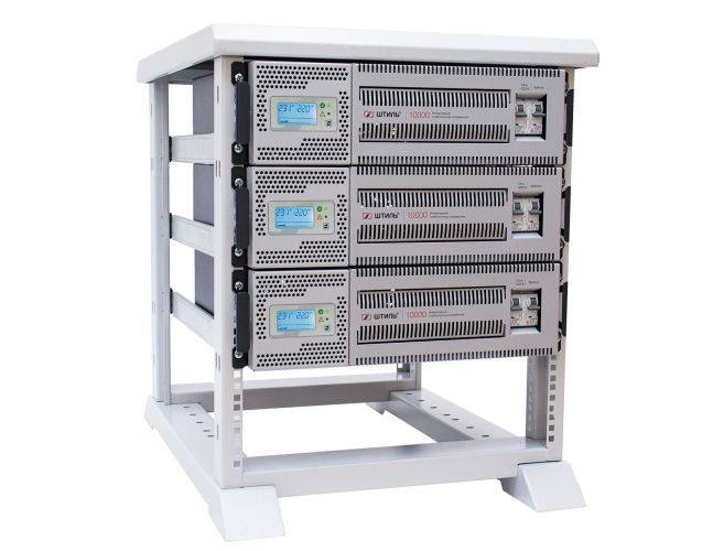 Комплект стабилизаторов IS10000RT в стойке (30 кВА)