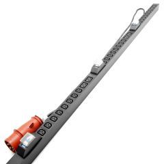 Блок розеток трехфазный вертикальный, 30 розеток С13, 6 розеток С19